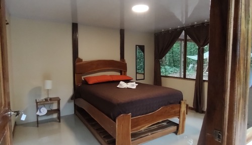 Classic Shared Dormitory, Patio, Mountain View