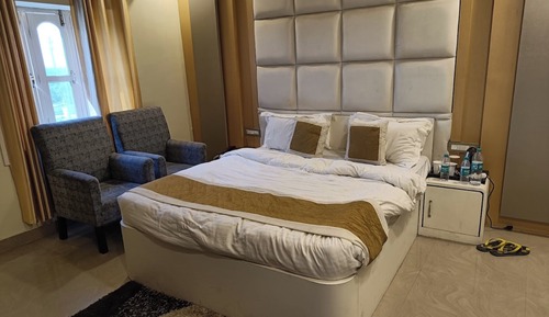 Deluxe Double Room, City View