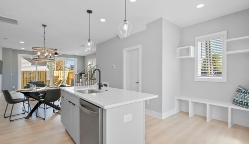 Classic Townhome, 3 Bedrooms, Garden View