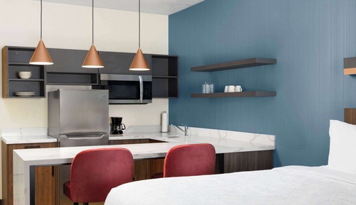Room, 2 Queen Beds, Non Smoking, Kitchen