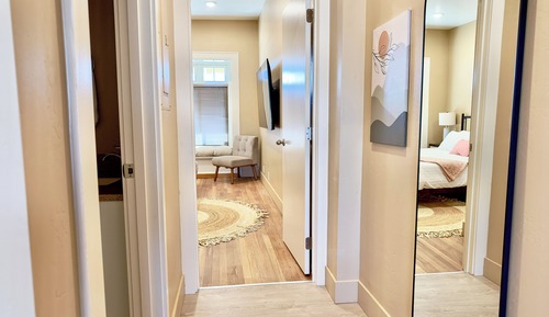 Suite #3, King bed