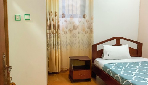 Economy Single Room