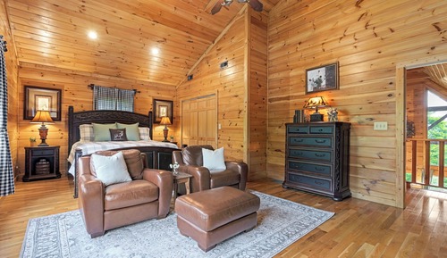 Luxury Cabin, Mountain View