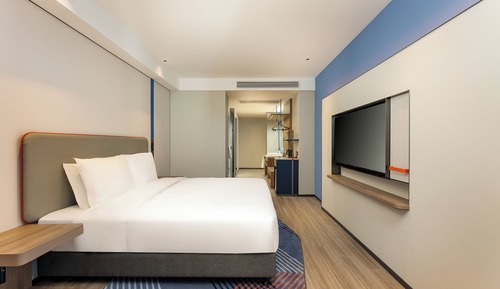 1 Bedroom Suite