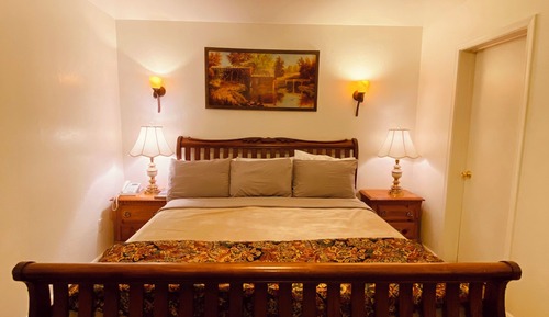 Deluxe Single Room