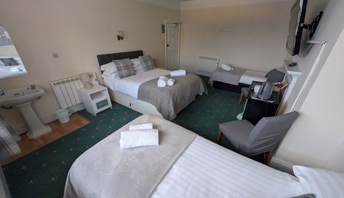 Basic Quadruple Room