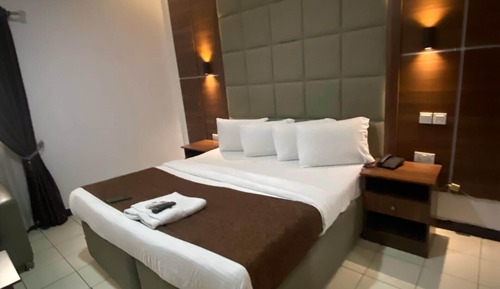 Executive Room