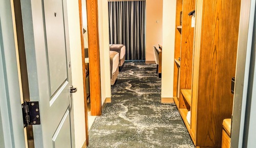 Deluxe Double Queen Accessible