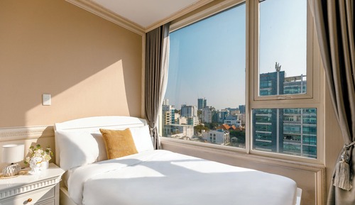 Superior Apartment, 3 Bedrooms, Kitchen, City View