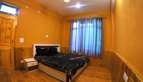 Shared Dormitory, Multiple Beds, Mountain View