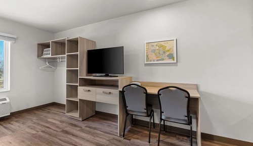 Suite, 1 King Bed, Non Smoking