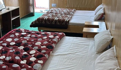 Deluxe Double Room, Multiple Bedrooms
