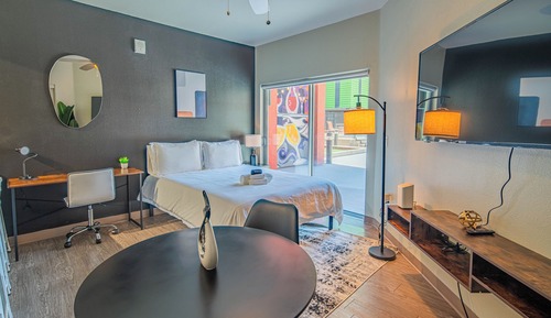 Executive Studio, 1 Queen Bed, Non Smoking, Kitchen