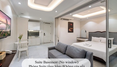Suite Basement - No window