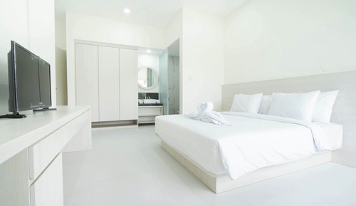 Standard Suite, Balcony