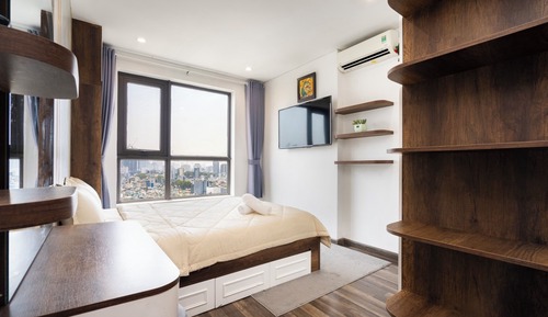 Family Suite, Multiple Bedrooms, Club Lounge Access, Pool View
