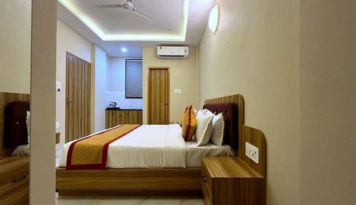 Deluxe Single Room