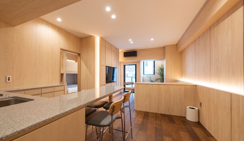 Premium Suite with Single Beds