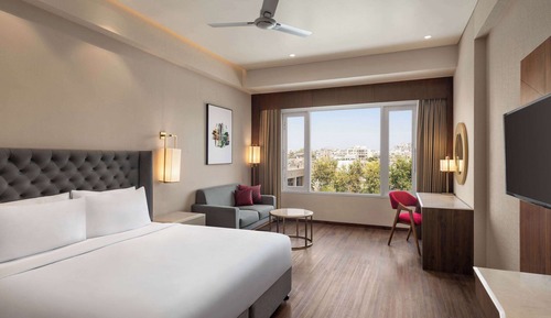 Room, 1 King Bed, Non Smoking
