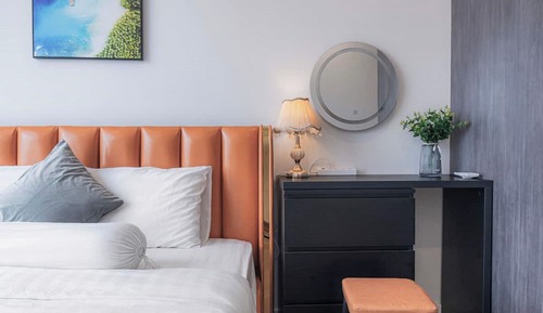 Premium Suite, 3 Bedrooms, Business Lounge Access, Pool View
