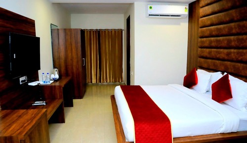 Royal Room