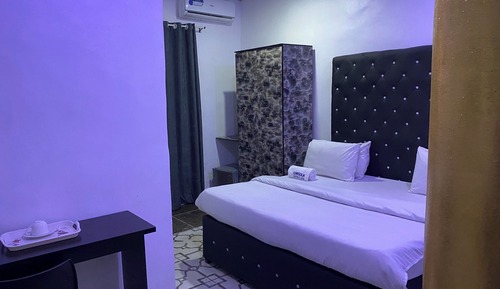 Executive Suite