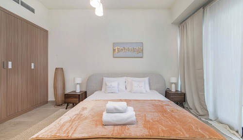 Comfort Apartment, Balcony, City View
