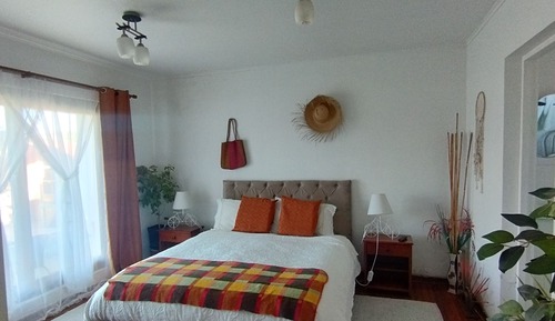 Romantic Room, Garden View