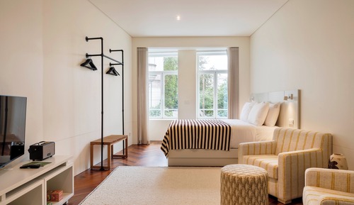 Premium Studio Suite, City View