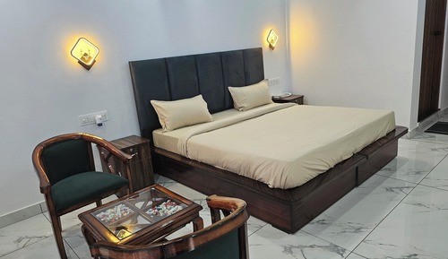 Deluxe Room, Balcony, Valley View