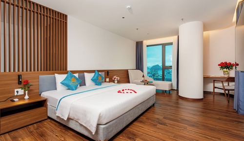 Deluxe Double Room, City View