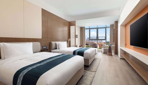 Deluxe Room, 2 Queen Beds, Non Smoking