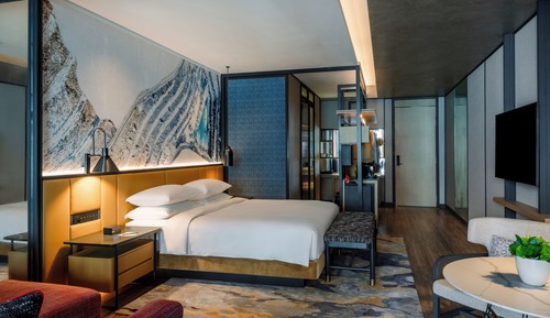 Premium Room, 1 King Bed