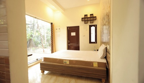 Deluxe Room, Garden View