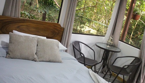 Duplex, 2 Bedrooms, Balcony, Mountain View