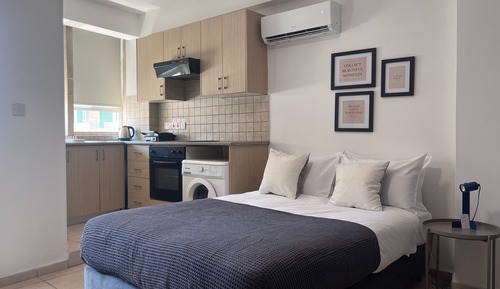 Luxury Studio, City View