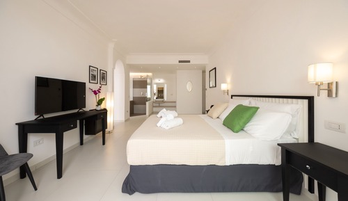 Junior Suite, Hot Tub
