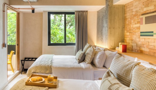 Deluxe Apartment, City View