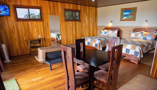 Family Room, 1 Bedroom