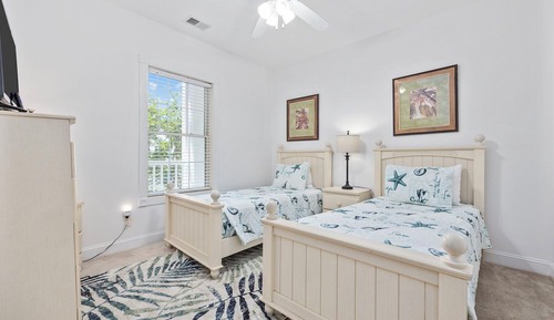 Family Condo, Lake View