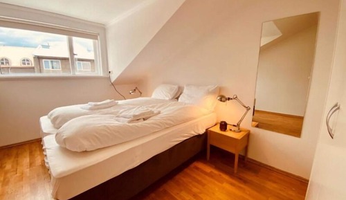 Basic Twin Room, Shared Bathroom