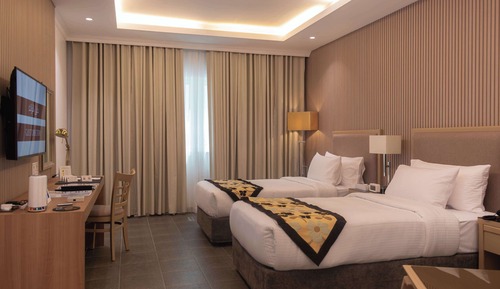 Deluxe Room, 2 Twin Beds, Accessible, Non Smoking