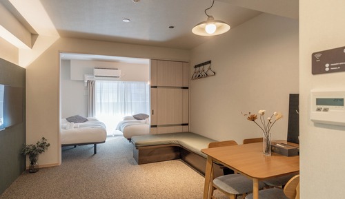 Deluxe Quadruple Room, 2 Queen Beds, Non Smoking