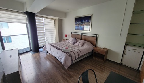 Comfort Apartment, City View