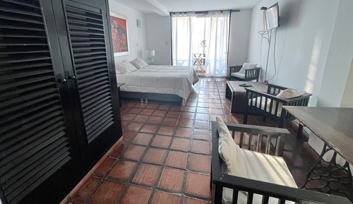 Deluxe Suite, Beach View
