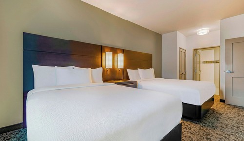 Suite, 1 Bedroom, Non Smoking (Mobility Accessible, Roll-in Shower)