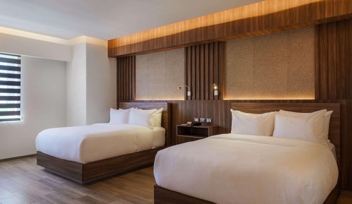 Room, 2 Queen Beds, Non Smoking