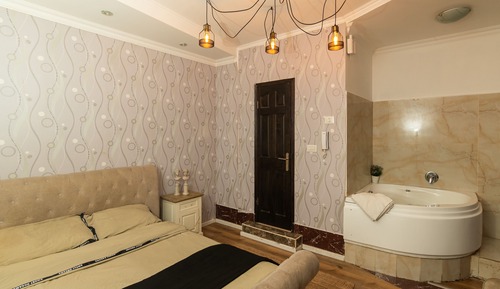 Exclusive Suite