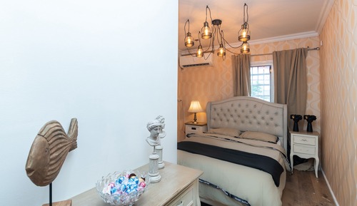 Basic Suite, City View