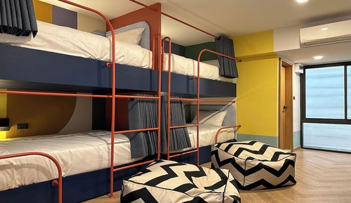 Deluxe Family Suite
